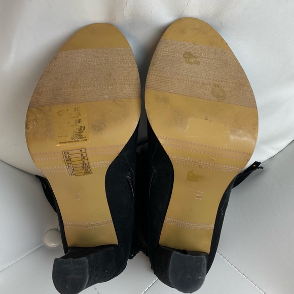 FOREVER 21 Black Fringe Faux Suede Booties 8 - Picture 4 of 5